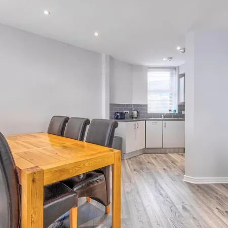 Apartment 2 And 4 - Portrush Marine Apartments Esterno foto